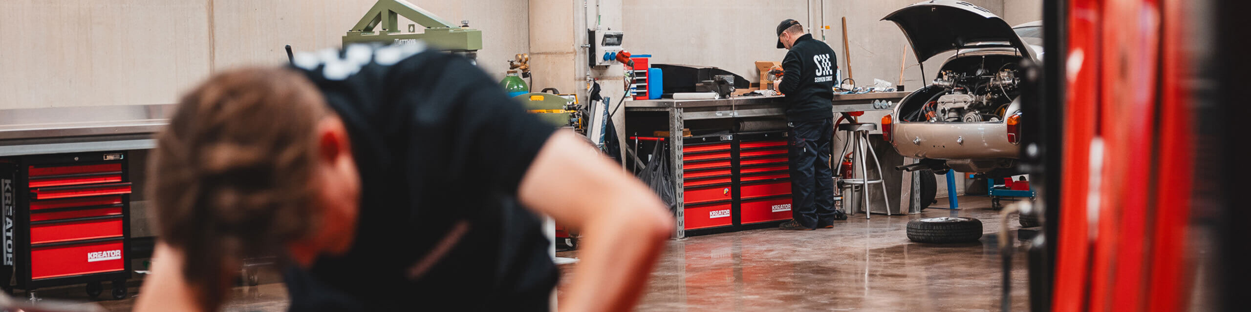 Rent a workplace for your classic car at Squadra Abarth & Rally Collection