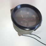 Oil pressure