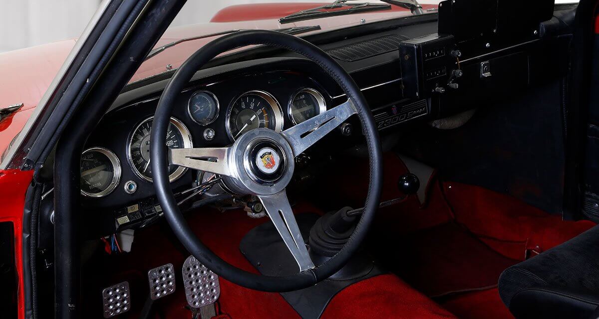 squadra collection fiat abarth 2300s corsa interior