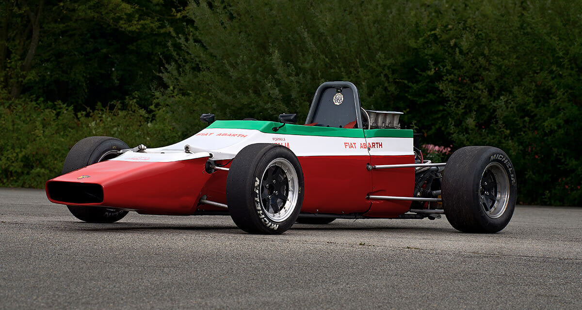 Squadra collection Formula Italia Abarth SE 025 front