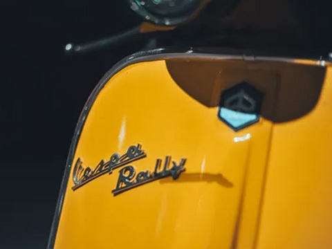 Naast auto's, ook scooters: Abarthmuseum in Lier zet Vespa's en Ducati's in de kijker